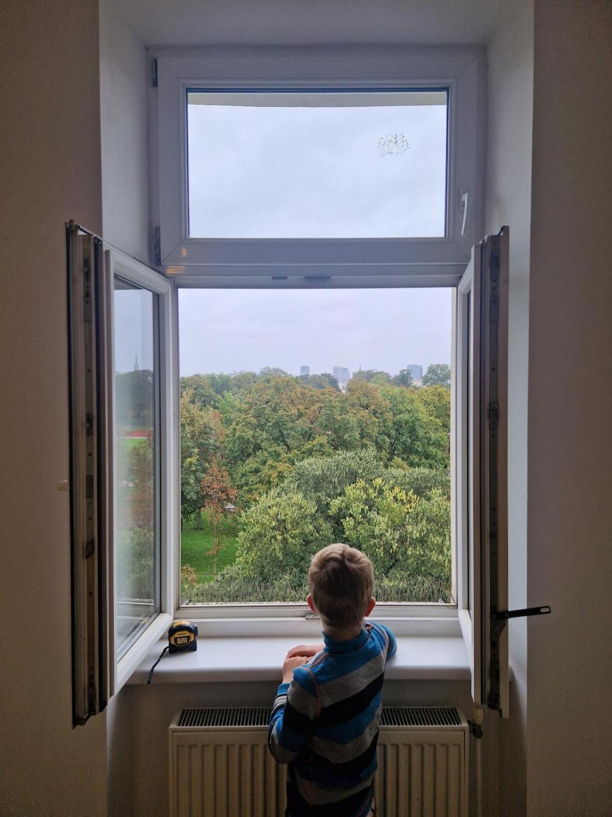 Beautiful Flat Overlooking A Great Park Wien